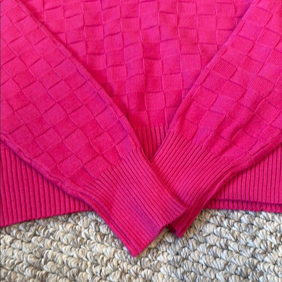 Pink Textured Knit Sweater - Picture 2 of 4